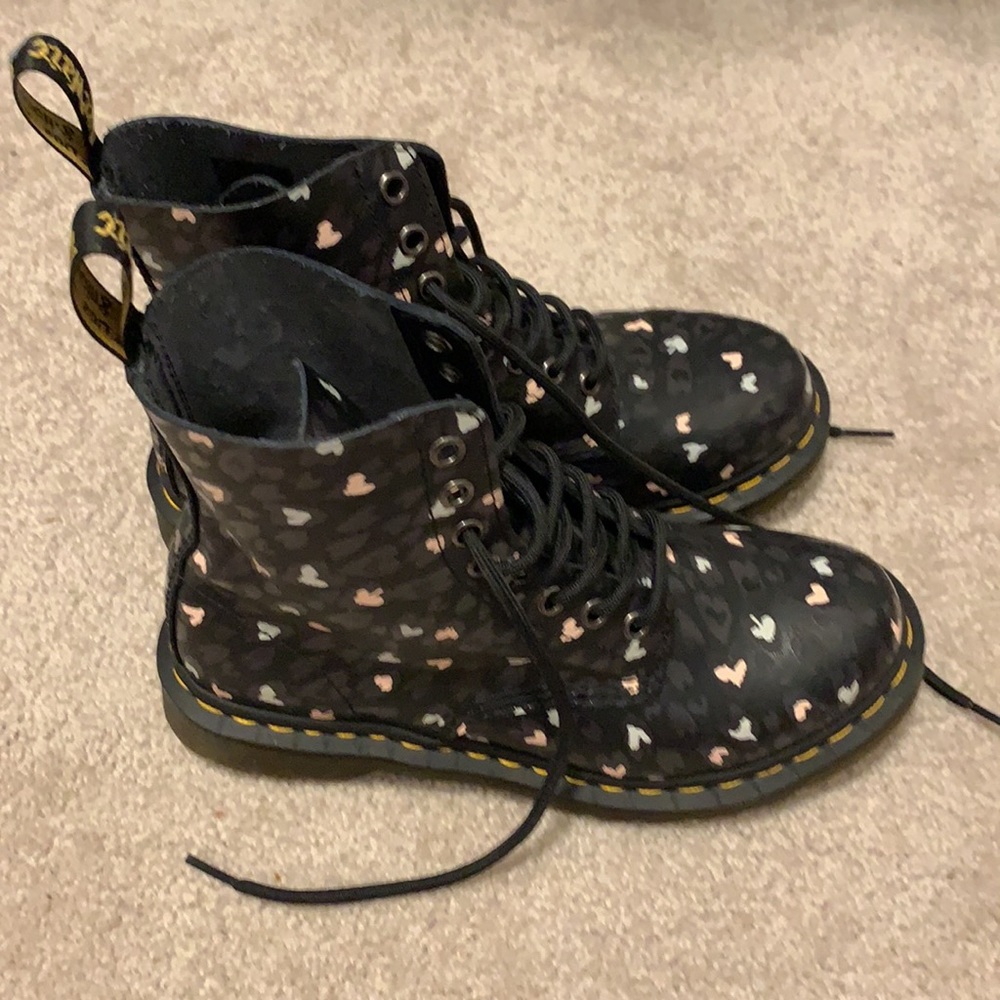 DOC MARTENS   💕 Sz7